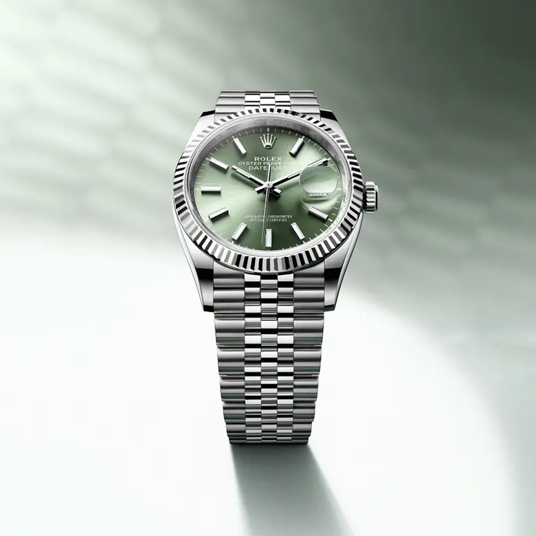 rolex collection banner datejust m126234 0051 2210jva 001 portrait 4