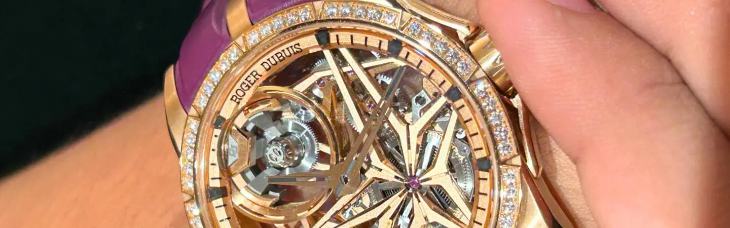 Cara Watch Winding