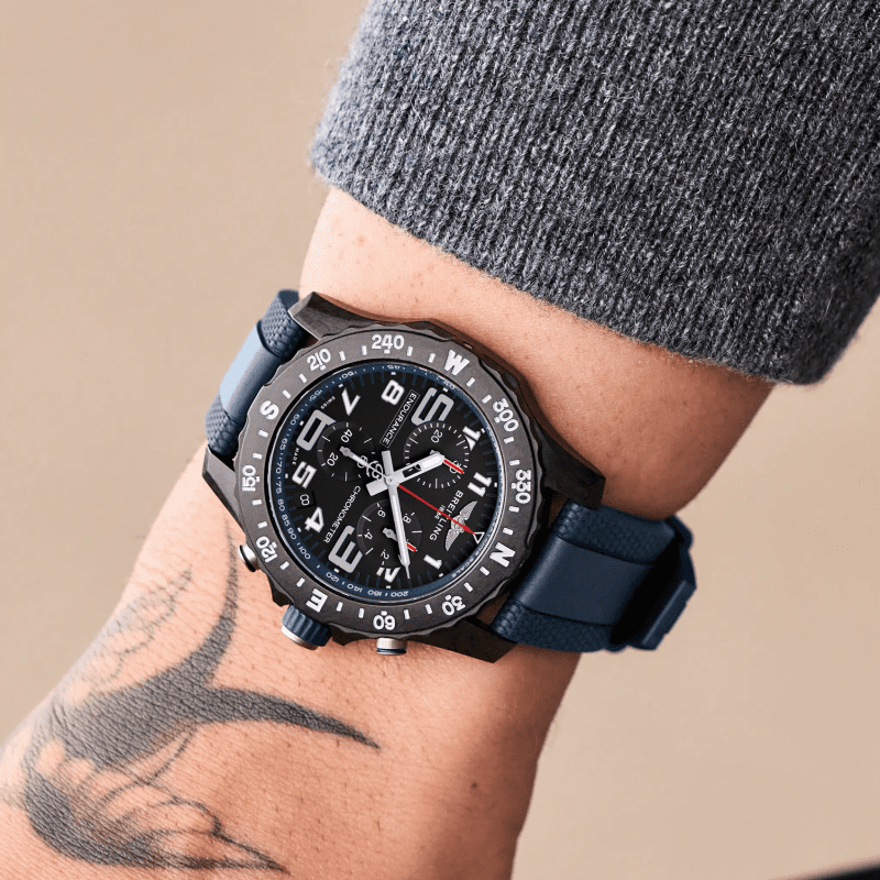 x82310d51b1s2-on-wrist_5798597b_thumbnail_2048 (1)
