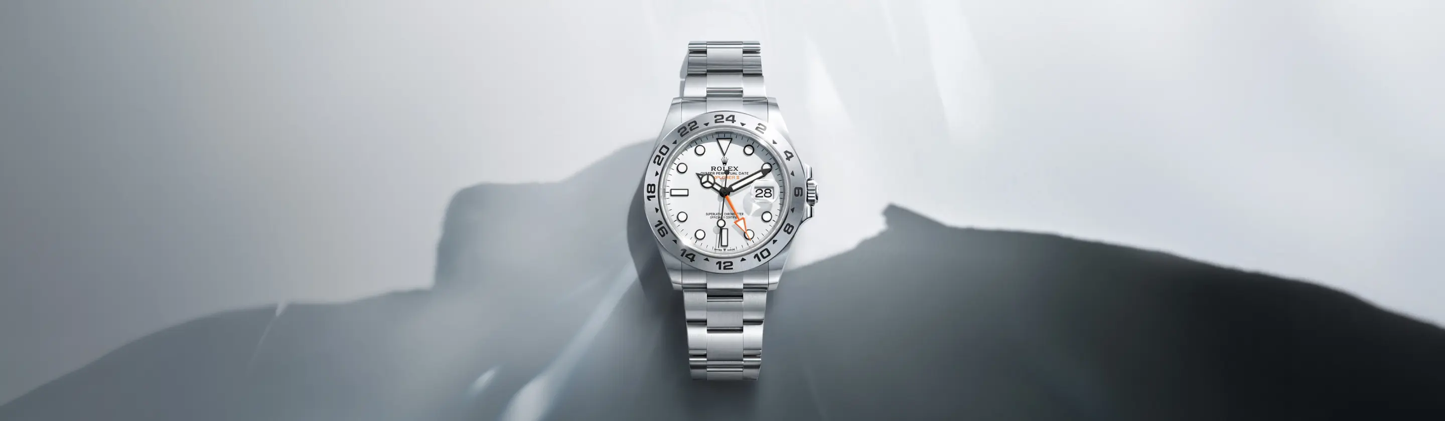 rolex-explorer-ii-cover-m226570-0001-landscape