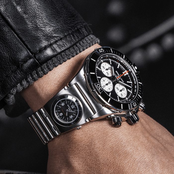 ab0136251b1a2-super-chronomat-b01-44-real-wristshot (1)