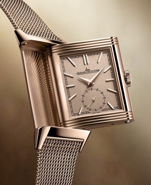 2025 Q713216J REVERSO TRIB SS MILANAISE CLOSEUP1 ADOBE98 4 5